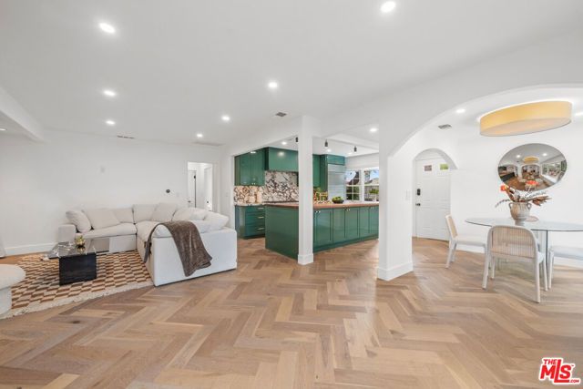 9024 Keith Avenue, West Hollywood, CA 90069