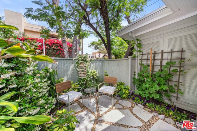 9024 Keith Avenue, West Hollywood, CA 90069