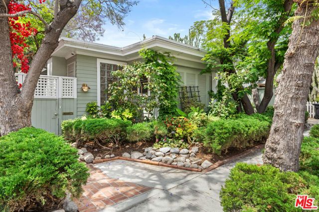 9024 Keith Avenue, West Hollywood, CA 90069