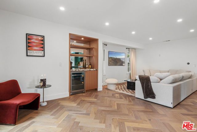 9024 Keith Avenue, West Hollywood, CA 90069