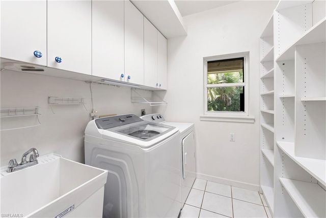 875 20th ST NE, Naples, FL 34120