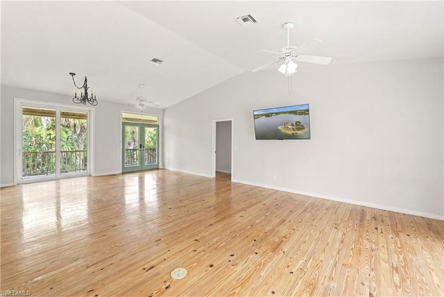 875 20th ST NE, Naples, FL 34120