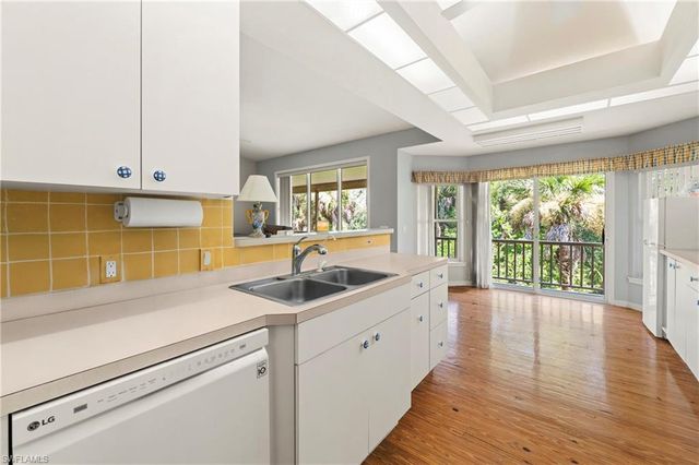 875 20th ST NE, Naples, FL 34120