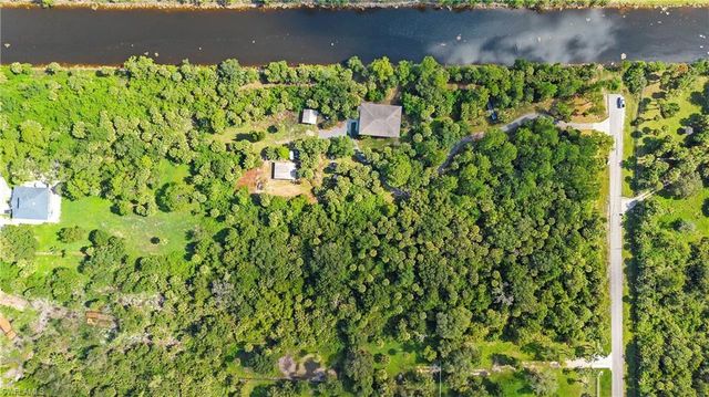 875 20th ST NE, Naples, FL 34120