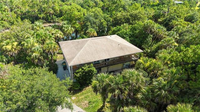 875 20th ST NE, Naples, FL 34120