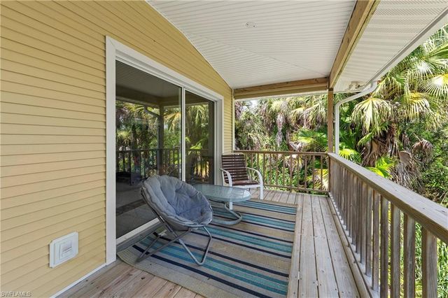 875 20th ST NE, Naples, FL 34120