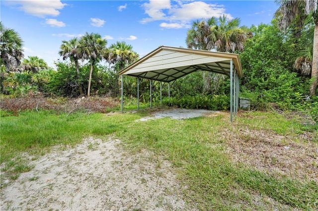 875 20th ST NE, Naples, FL 34120