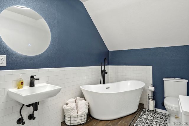 19929 E 43rd Street S, Broken Arrow, OK 74014