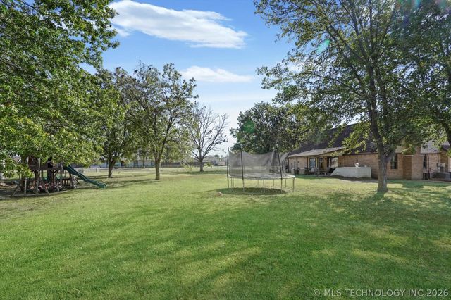 19929 E 43rd Street S, Broken Arrow, OK 74014