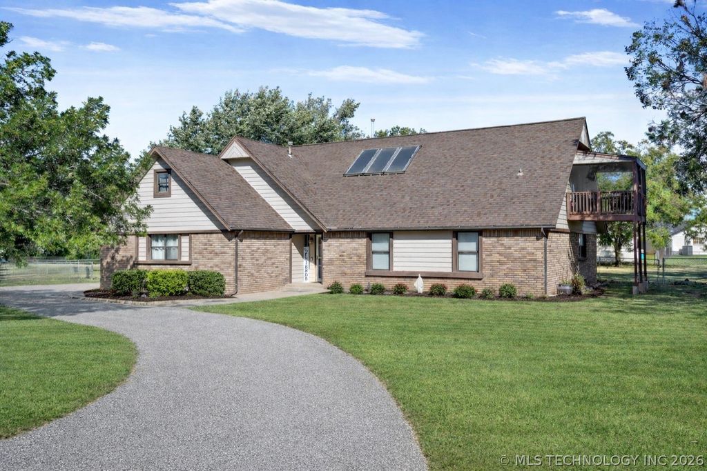 19929 E 43rd Street S, Broken Arrow, OK 74014