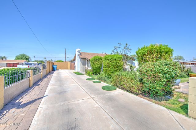 122 W GROVE Street, Phoenix, AZ 85041