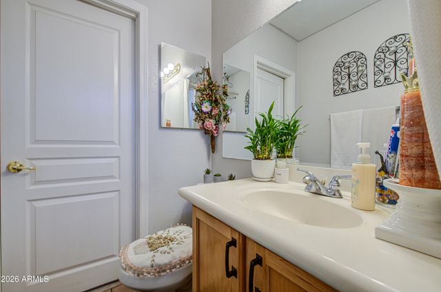 122 W GROVE Street, Phoenix, AZ 85041