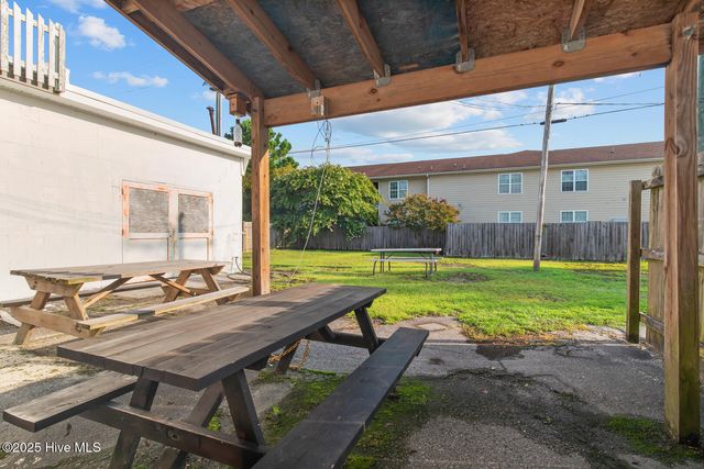 1923 Lejeune Boulevard, Jacksonville, NC 28546