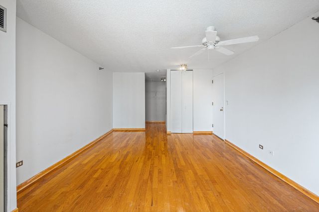 111 W MAPLE Street 1807, Chicago, IL 60610