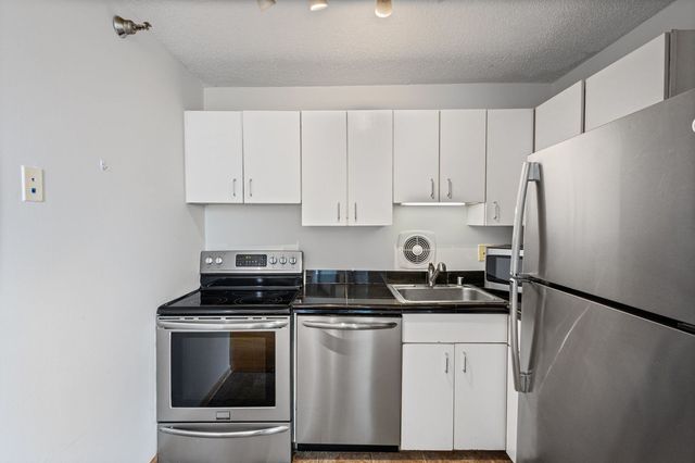 111 W MAPLE Street 1807, Chicago, IL 60610
