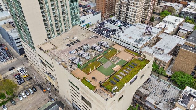 111 W MAPLE Street 1807, Chicago, IL 60610