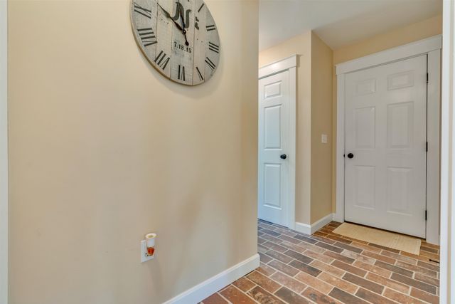 10 Partridge Drive, Middleton, NH 03887
