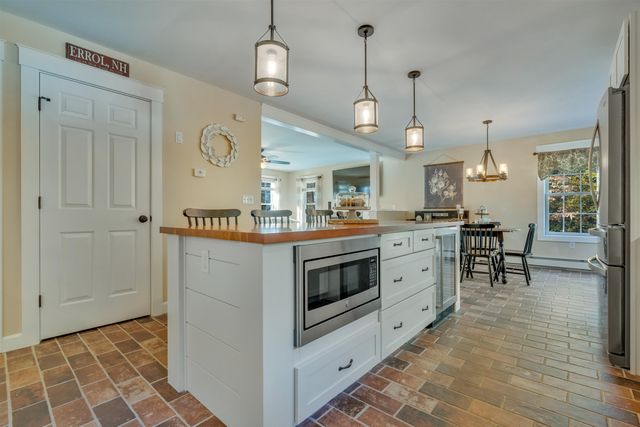 10 Partridge Drive, Middleton, NH 03887