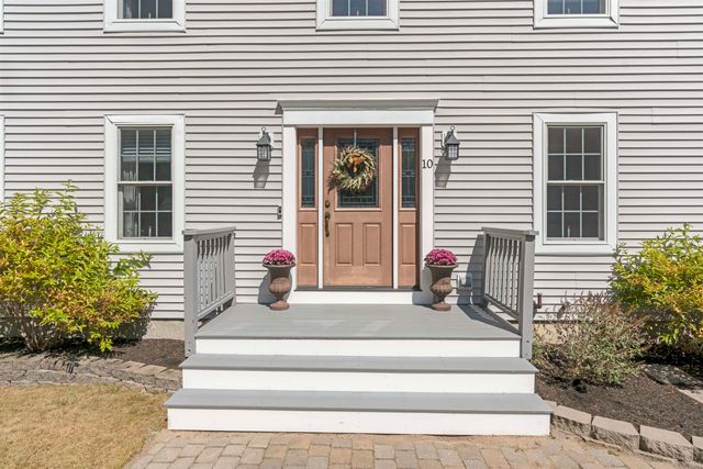 10 Partridge Drive, Middleton, NH 03887
