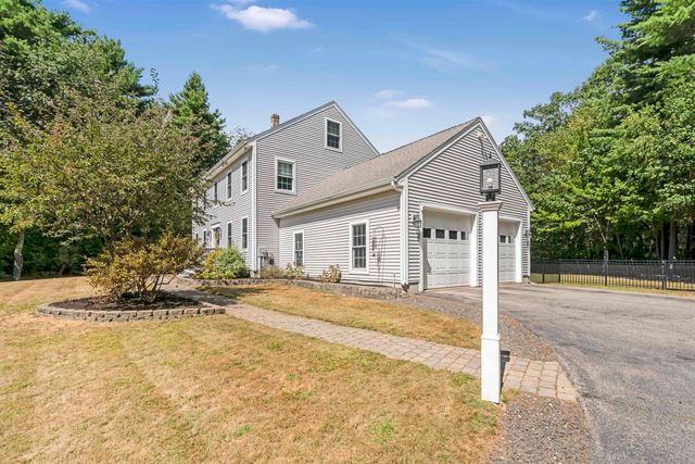10 Partridge Drive, Middleton, NH 03887