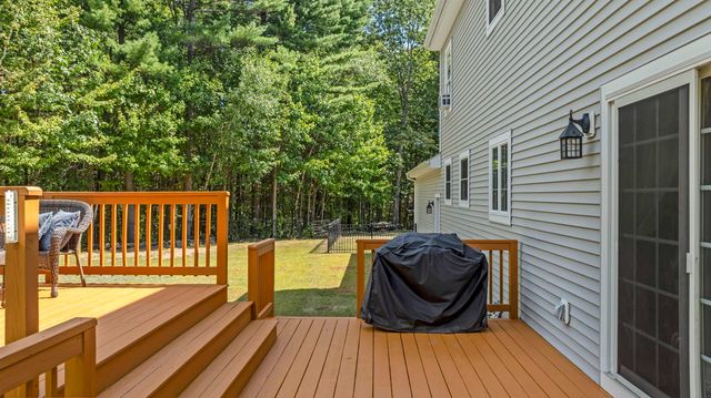 10 Partridge Drive, Middleton, NH 03887