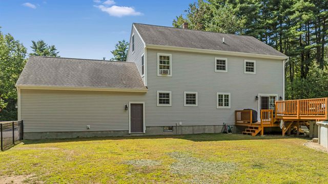 10 Partridge Drive, Middleton, NH 03887