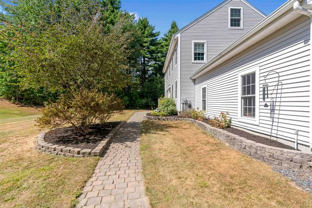 10 Partridge Drive, Middleton, NH 03887