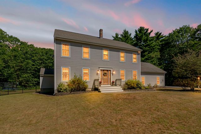 10 Partridge Drive, Middleton, NH 03887