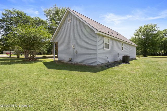 13045 Lambrecht Road, Gulfport, MS 39503
