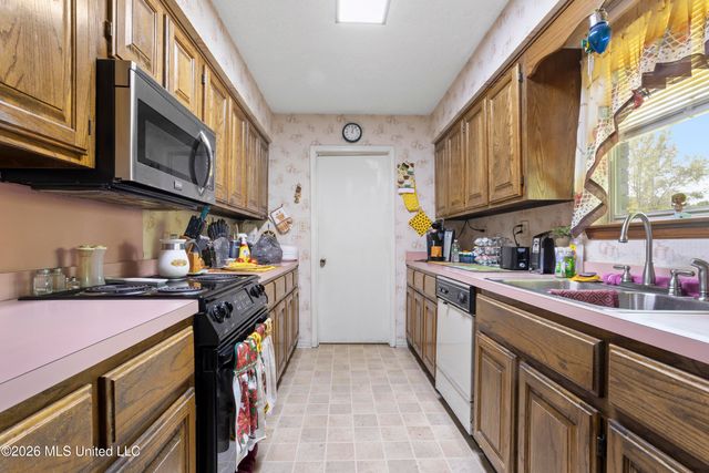 13045 Lambrecht Road, Gulfport, MS 39503