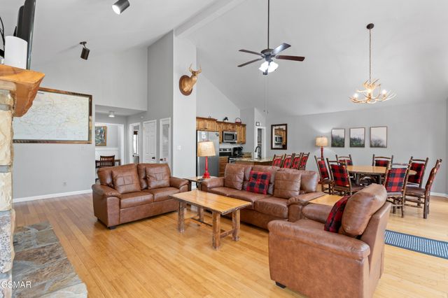 913 Echo Place, Gatlinburg, TN 37738