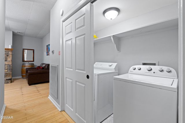 913 Echo Place, Gatlinburg, TN 37738