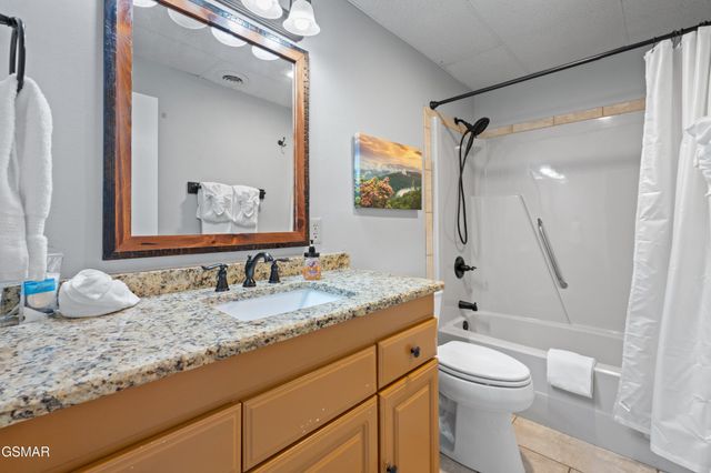 913 Echo Place, Gatlinburg, TN 37738