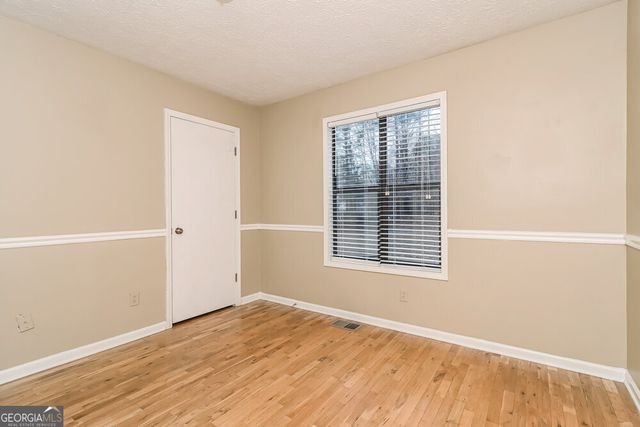 1204 Trout Drive, Woodstock, GA 30189