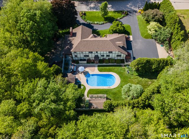 25 Stony Ridge Road, Norwich, CT 06360