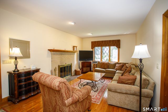 25 Stony Ridge Road, Norwich, CT 06360