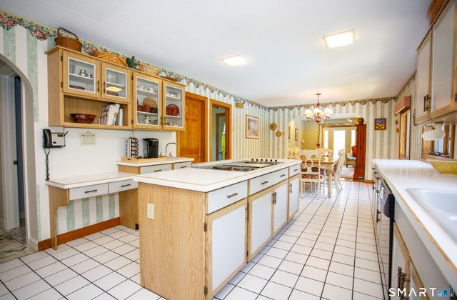 25 Stony Ridge Road, Norwich, CT 06360