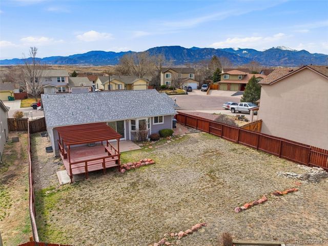 425 Garwood Court, Colorado Springs, CO 80911