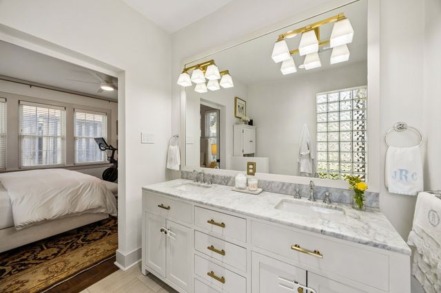 4318 Vandelia Street, Dallas, TX 75219