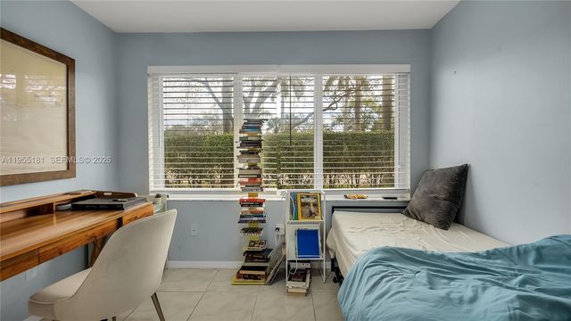 17080 NW 10th St, Pembroke Pines, FL 33028