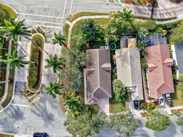 17080 NW 10th St, Pembroke Pines, FL 33028