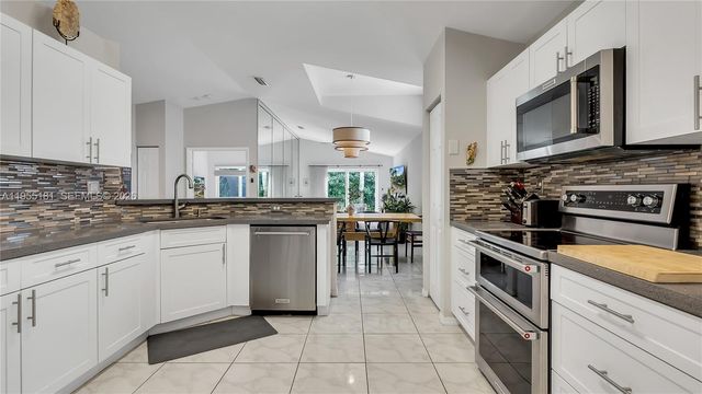 17080 NW 10th St, Pembroke Pines, FL 33028