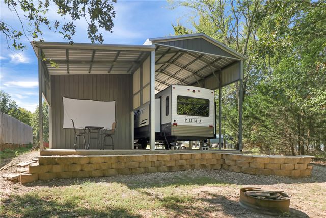 405 Broken Bow, Quitman, TX 75783