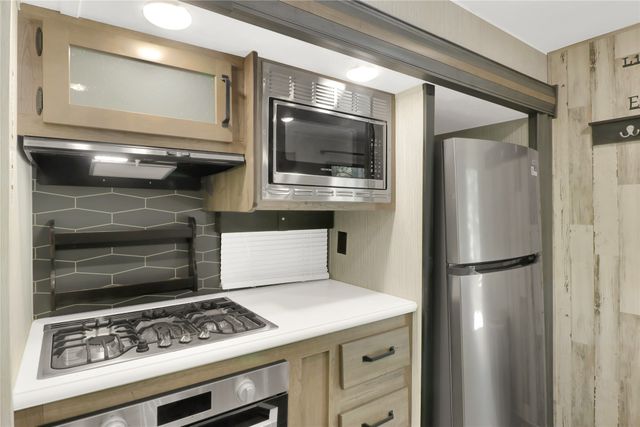 405 Broken Bow, Quitman, TX 75783