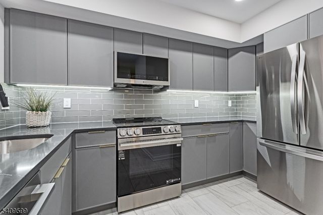 12 Encampment Drive, Bedminster Twp., NJ 07921