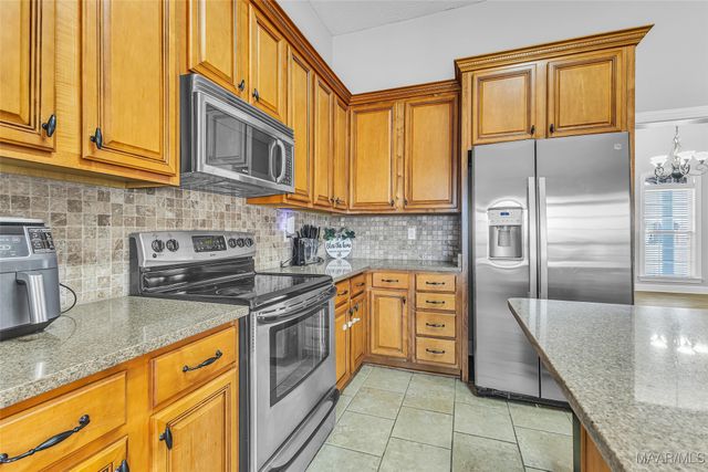 97 BRECKENRIDGE Court, Deatsville, AL 36022