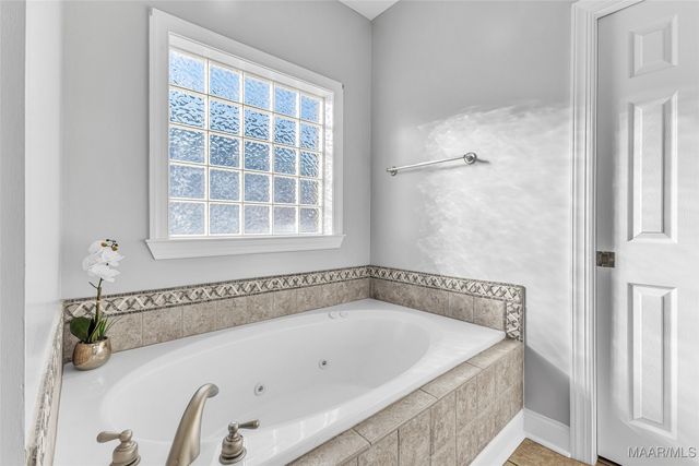 97 BRECKENRIDGE Court, Deatsville, AL 36022