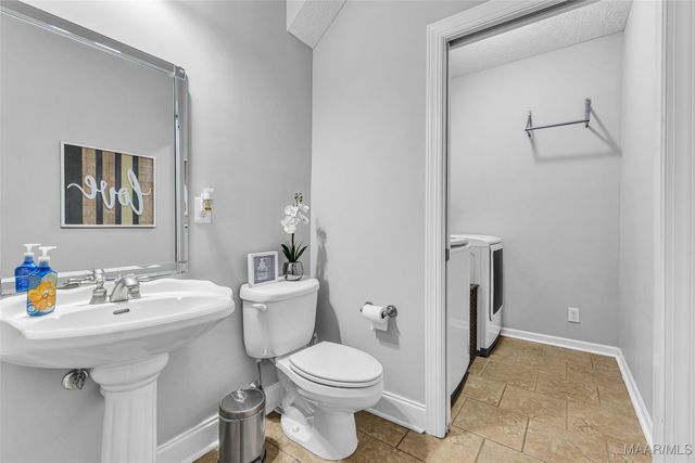 97 BRECKENRIDGE Court, Deatsville, AL 36022