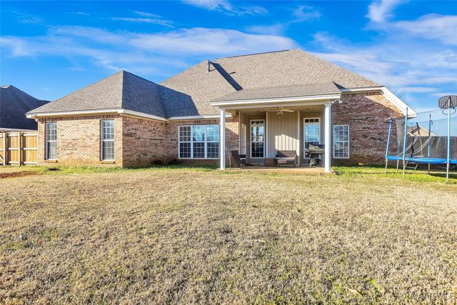 97 BRECKENRIDGE Court, Deatsville, AL 36022