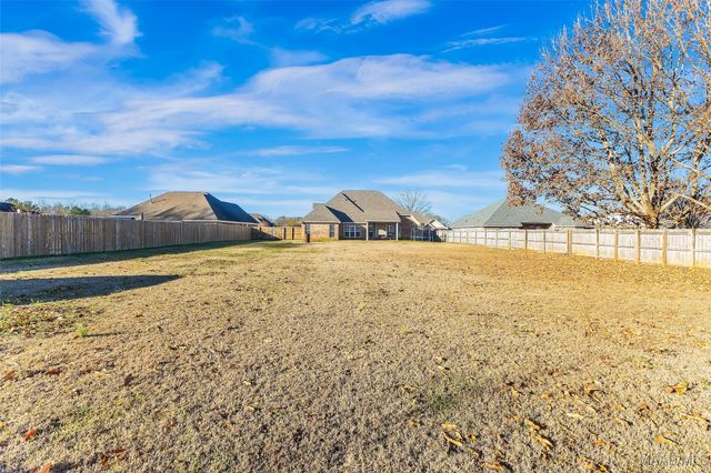 97 BRECKENRIDGE Court, Deatsville, AL 36022